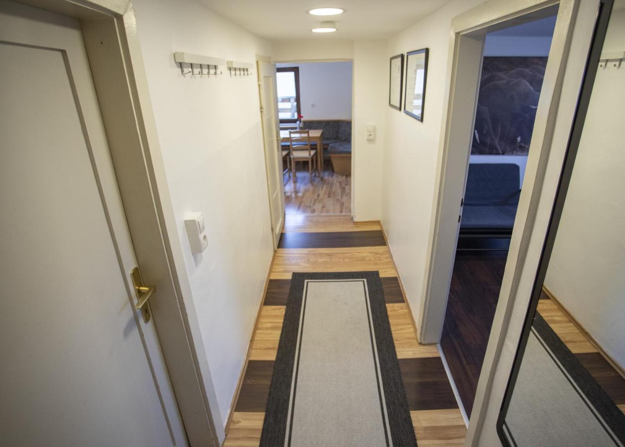 Cozy Old Town Apartment 홀인티롤 외부 사진