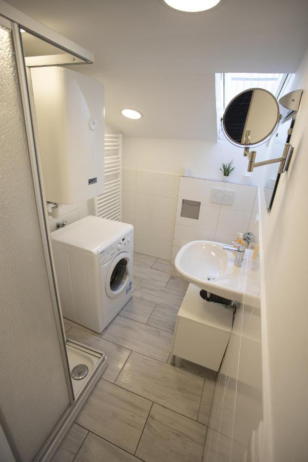 Cozy Old Town Apartment 홀인티롤 외부 사진