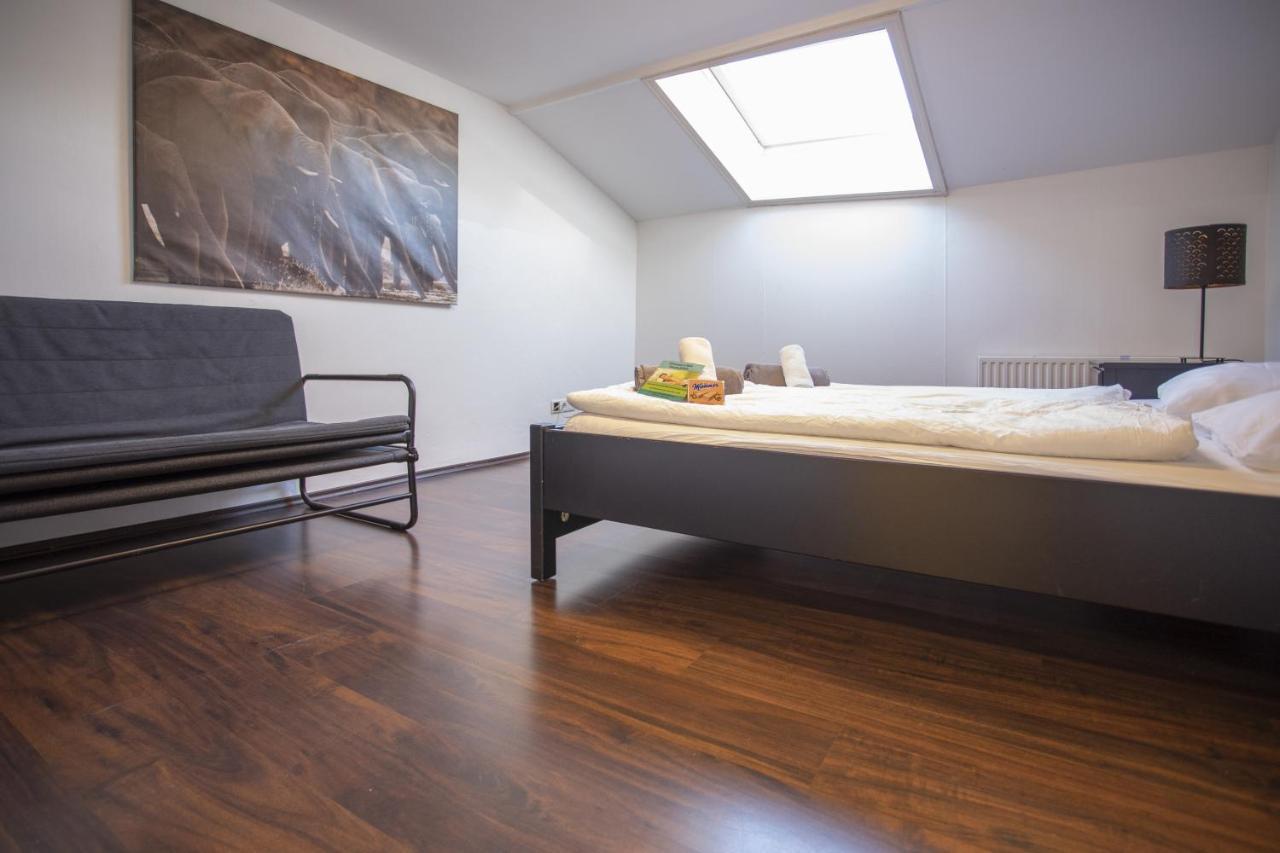 Cozy Old Town Apartment 홀인티롤 외부 사진